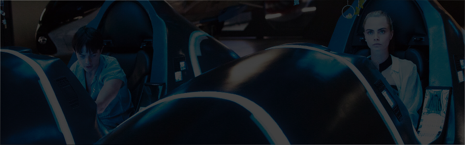 イントルーダー XB982の背景